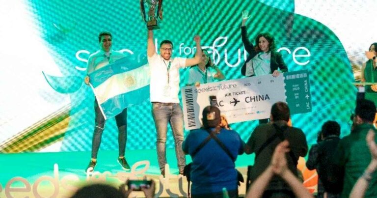 cuatro-estudiantes-argentinos,-finalistas-de-una-competencia-de-tecnologia:-viajaran-a-china