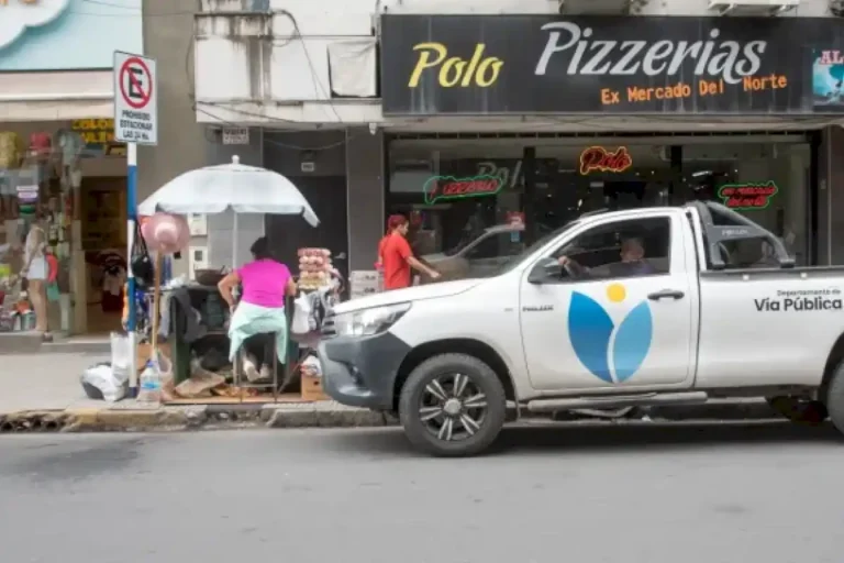 el-municipio-refuerza-los-operativos-para-restringir-la-venta-ambulante-en-la-via-publica