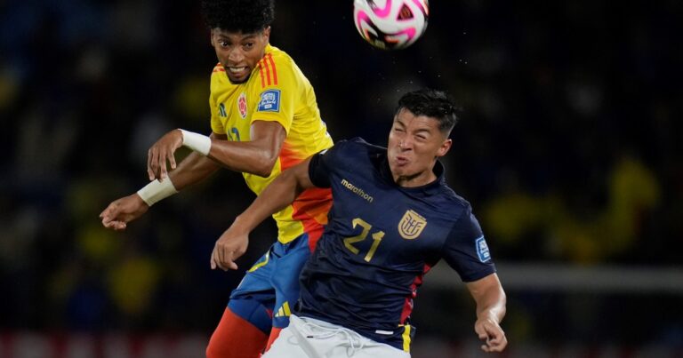 Ecuador, con un golazo y con un jugador menos durante una hora, dio el golpe y le ganó a Colombia en Barranquilla