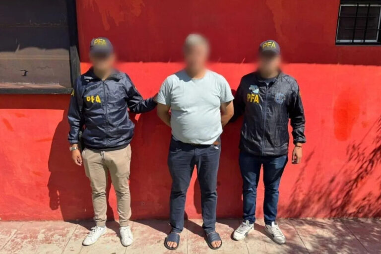 Detienen a una familia que producía material de abuso contra niños
