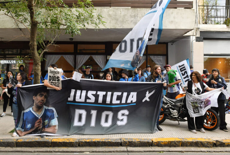 Juicio por la muerte de Maradona: quiénes son los acusados