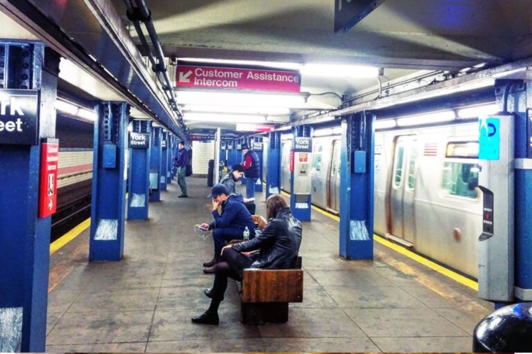 Retiro de asientos: la nueva medida de la MTA que impacta en el metro de Nueva York