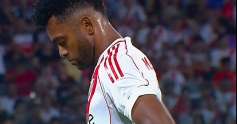 Borja volvió a fallar un penal y varias chances más: sus pobres números en este 2025 en River