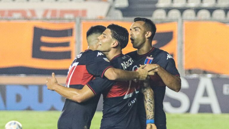 Tigre goleó a Berazategui y avanzó a los 16avos. de final de la Copa Argentina