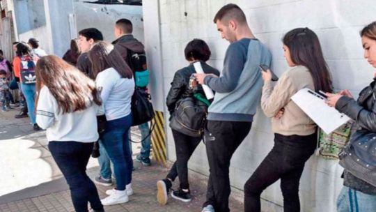 Juan Pablo Costa: «El aumento de la población activa genera mayor presión sobre el mercado laboral»