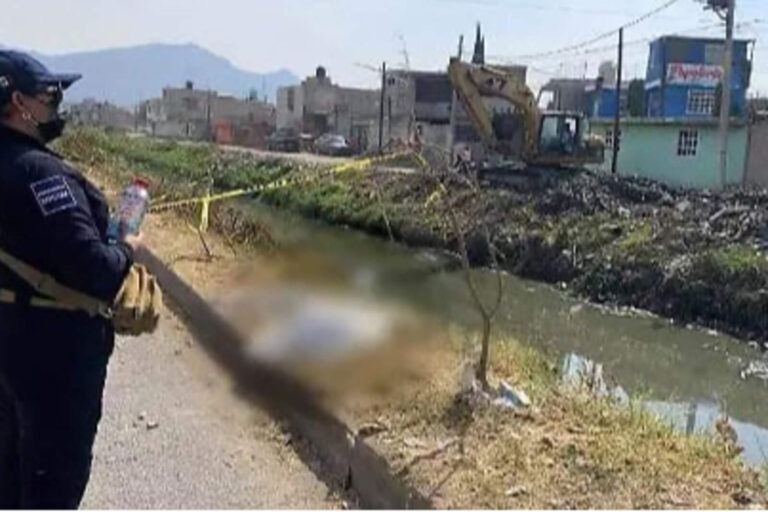 Madres buscadoras hallan restos humanos y un feto en canal de Ecatepec usado como fosa
