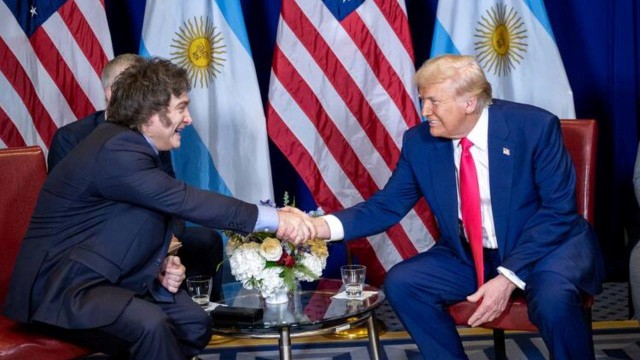 La foto que no fue: qué hubo detrás del desaire de Donald Trump que decepcionó a Milei
