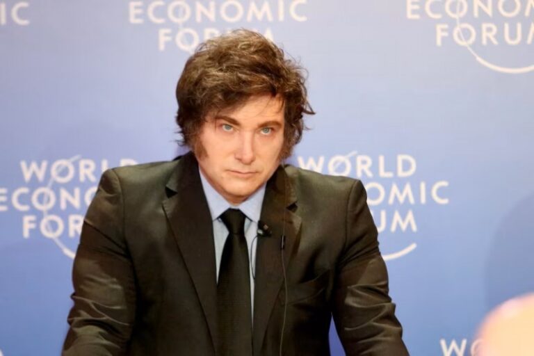 Una nueva encuesta califica de «mala» la gestión de Javier Milei