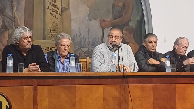 La CGT calificó el paro como un «éxito rotundo» y el Gobierno apuntó contra la «casta sindical»