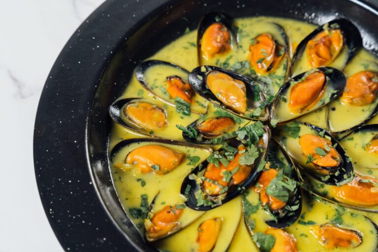 Semana Santa: las pesqueras argentinas están en crisis y los productos de mar extranjeros ganan lugar en las góndolas