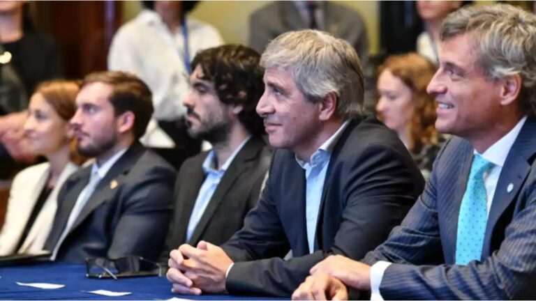 «Las Tres Anclas»: lanzan un streaming económico con asesores de Luis Caputo
