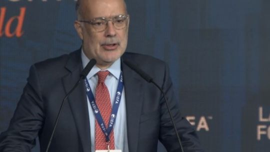 Argentina y Ecuador, las dos economías que crecerán en 2025 en América Latina según el FMI