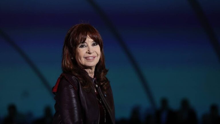 Varios gremios amenazan con un paro general si se confirma la condena a Cristina Kirchner