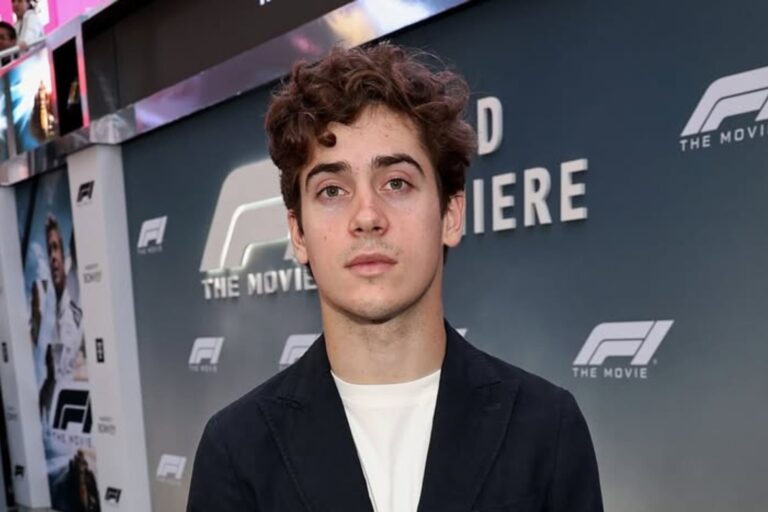 Franco Colapinto bromeó sobre su acompañante para la premiere de la película de la F1