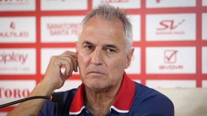 Las duras acusaciones del técnico de Unión contra Boca tras el regreso de Leandro Paredes