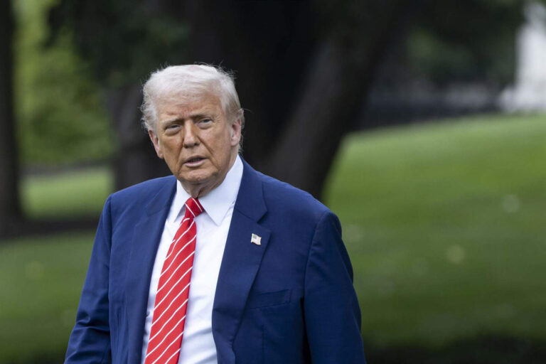 Trump prometió que salvará a los ciudadanos afganos en Emiratos Árabes Unidos