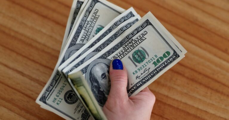 Dólar CCL hoy: a cuánto cotiza este lunes 28 de julio