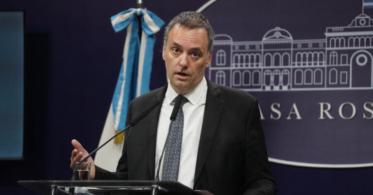 El Gobierno confirmó que enviará al Congreso el proyecto para sancionar a los funcionarios que no defiendan el déficit cero