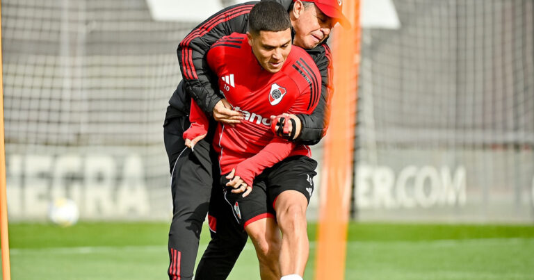 El contundente pedido de Gallardo a Juanfer Quintero
