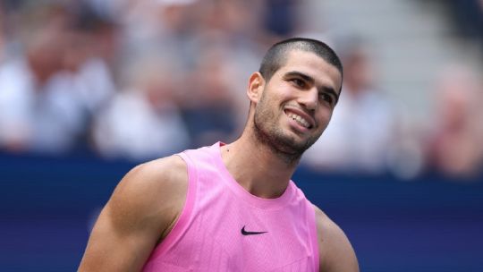 Carlos Alcaraz sigue brillando en el US Open y alcanzó semifinales sin ceder un solo set