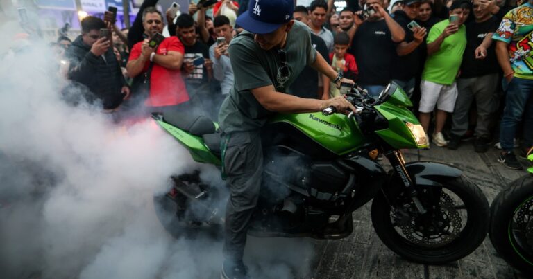 Advierten por el grave impacto en la salud del ruido de los escapes libres y pocos municipios lo controlan