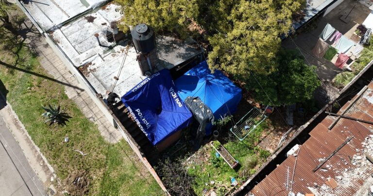 Chicas desaparecidas en La Matanza: «Pensamos que vendían droga», dicen los vecinos de la casa donde encontraron los cuerpos
