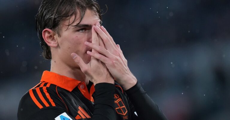 Nico Paz dejó su brillo en el Olímpico de Roma: firmó un doblete para el Como, que goleó a la Lazio