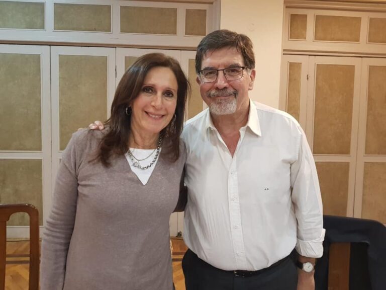 Alberto Sileoni en un encuentro educativo en Tucumán