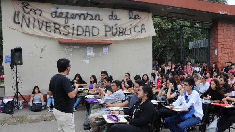 Denuncias por violencia de género en la Facultad de Filosofía y Letras ...
