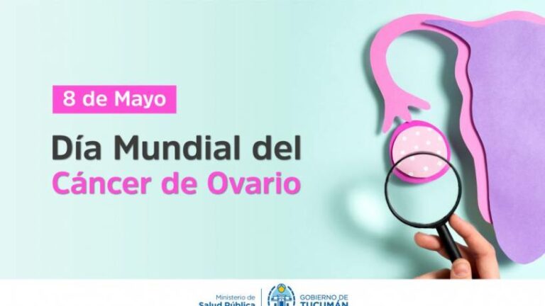 Mujer realizándose un control ginecológico en consultorio médico