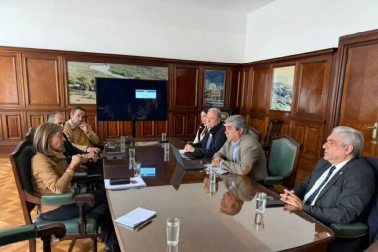 Reunión entre autoridades de Tucumán y Nación por suministro de gas a industrias