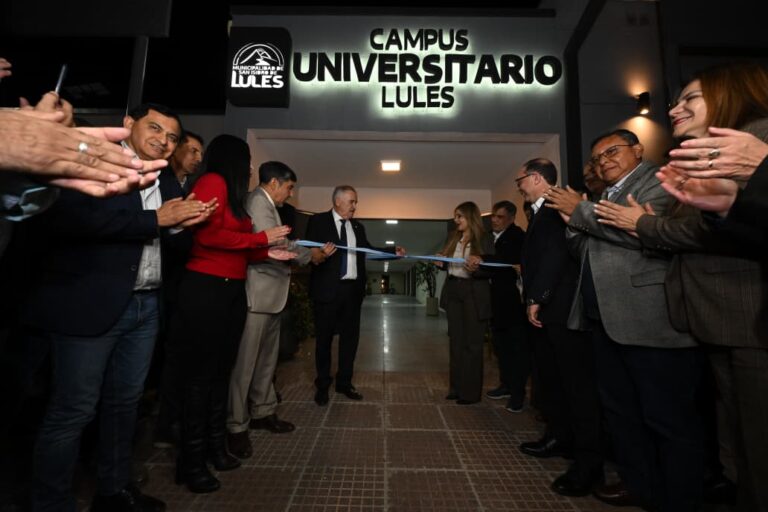 Inauguración del Campus Universitario de Lules con autoridades provinciales y de la UNT