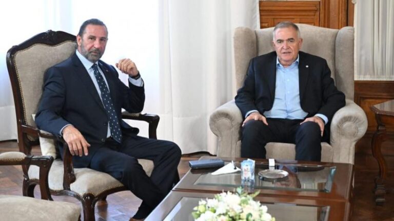 Osvaldo Jaldo y Fernando Juri reunidos en Casa de Gobierno de Tucumán