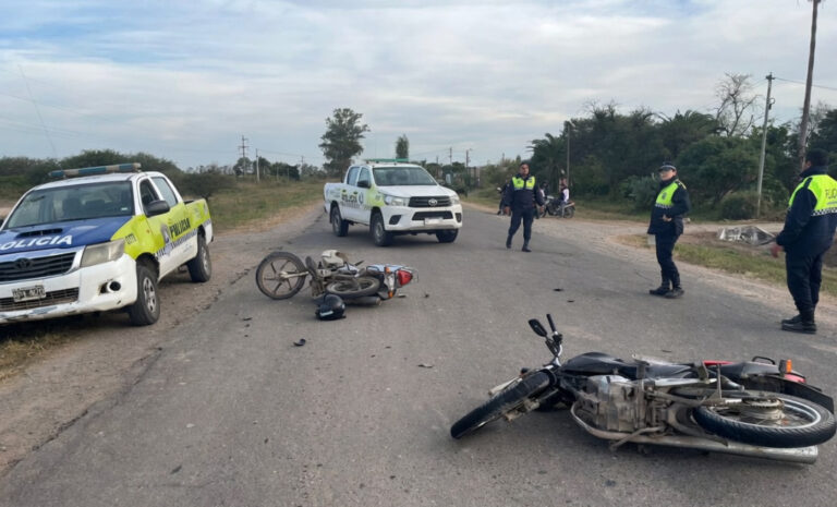 Accidente de tránsito entre dos motos en Leales, Tucumán