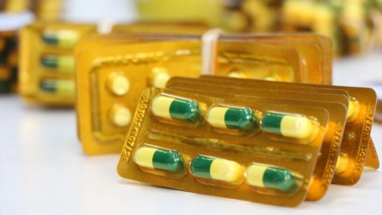 Farmacia Oficial de Tucumán produce Oseltamivir